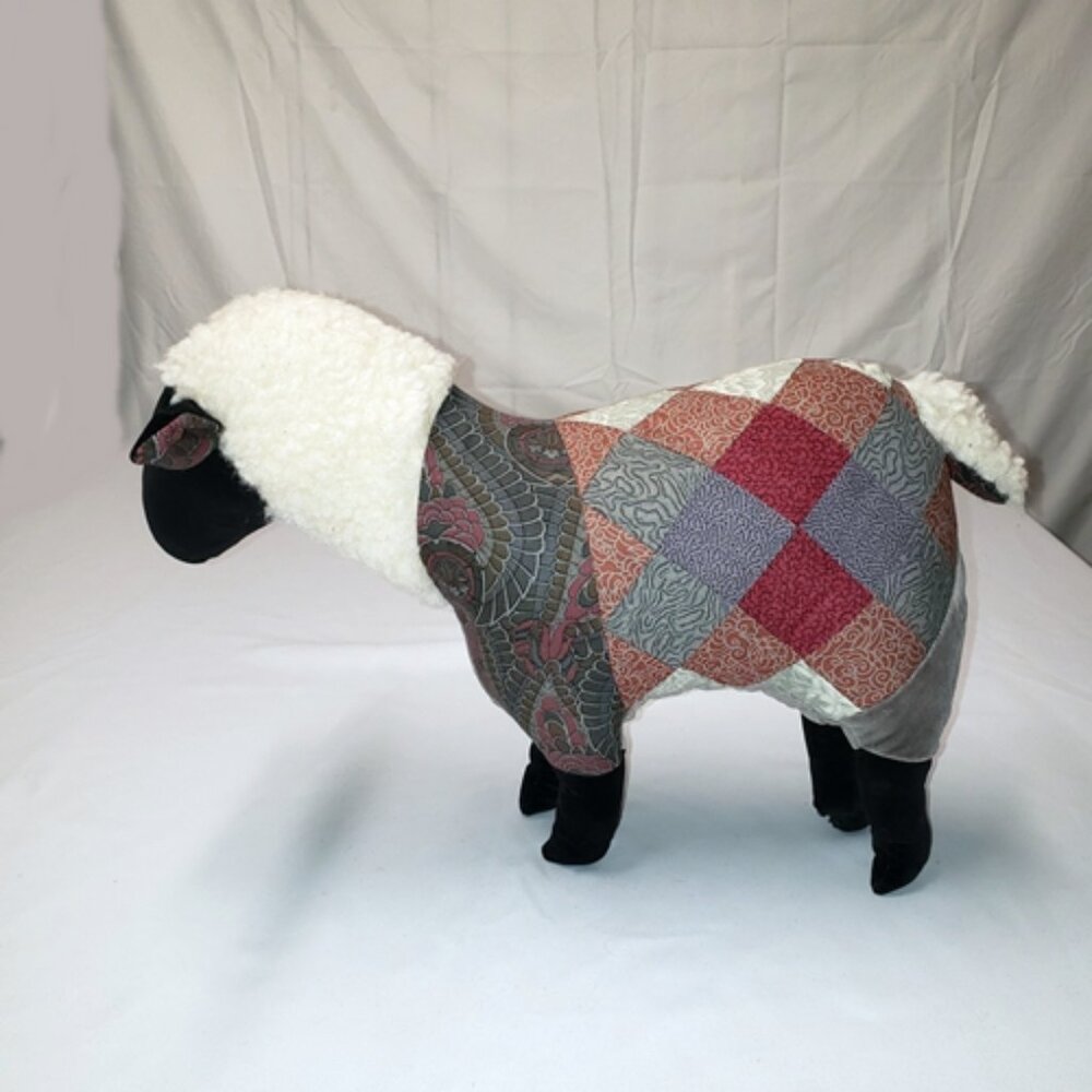 Handcrafted Standing Sheep - Primitive Folk Art Quilt Patchwork 16” Vintage - Picture 4 of 6